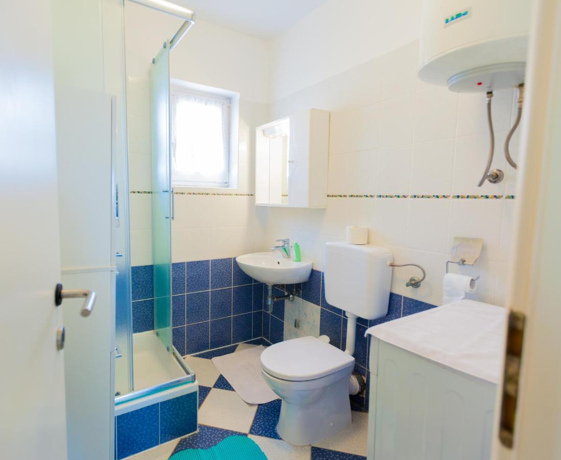 Apartman Mare Lovrecica  Bagian luar foto